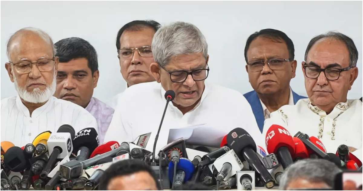 গুলশানে বিএনপি চেয়ারপারসনের কার্যালয়ে সোমবার সন্ধ্যায় আয়োজিত সংবাদ সম্মেলনে ২৩৭ আসনে প্রার্থী ঘোষণা করেন দলটির মহাসচিব মির্জা ফখরুল ইসলাম আলমগীর। ছবি: বিএনপি প্রকাশিত ভিডিও থেকে নেওয়া/ইউএনবি